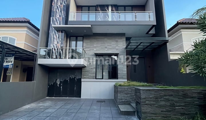 New House for Sale 2.5 Floors Fullerton Citraland Utama