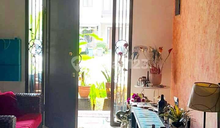 Di Jual Rumah second terawat dekat dengan MRT Lebak Bulus