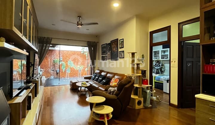 Rumah Besar Villa Melati Mas Anti Banjir SHM