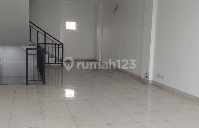 Disewakan Ruko Gandeng 3 Lt Lokasi Strategis Cocok untuk Usaha/ Kantor di Summarecon Bekasi#Ll14des25
