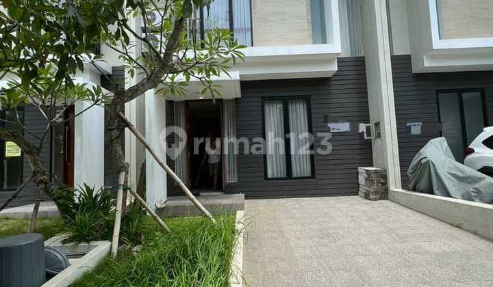 Disewakan Rumah Full Furnish di Northwest