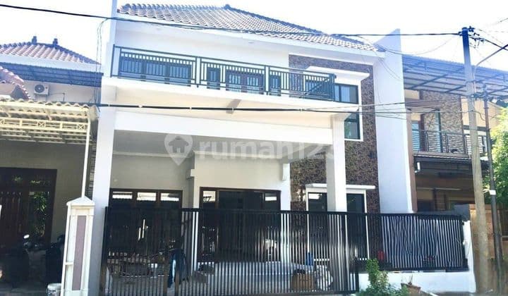 DIJUAL RUMAH SIAP HUNI FULL RENOVASI 2 LANTAI SURABAYA TIMUR