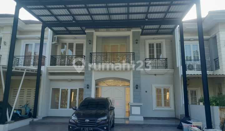 For rent: house in Modernland The Golf Residence