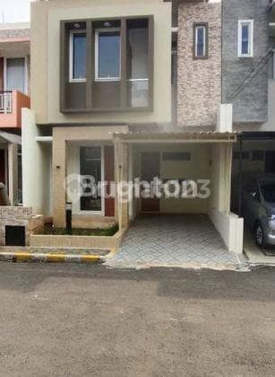 Hunian 2 Lantai 4 KT di De Green Park Cinere