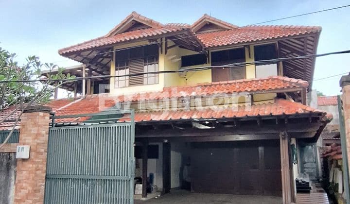 RUMAH NYAMAN AMAN DAN ASRI