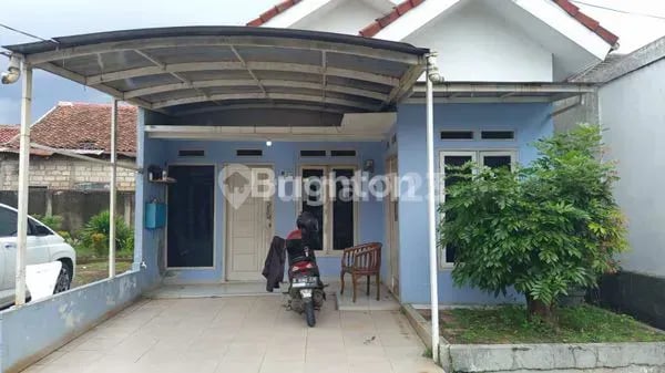 Rumah Cantik dan Asri di Dalam.perumahan