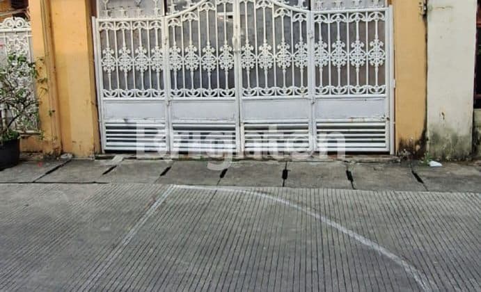 RUMAH YANG STRATEGIS DI LAPANGAN ROS