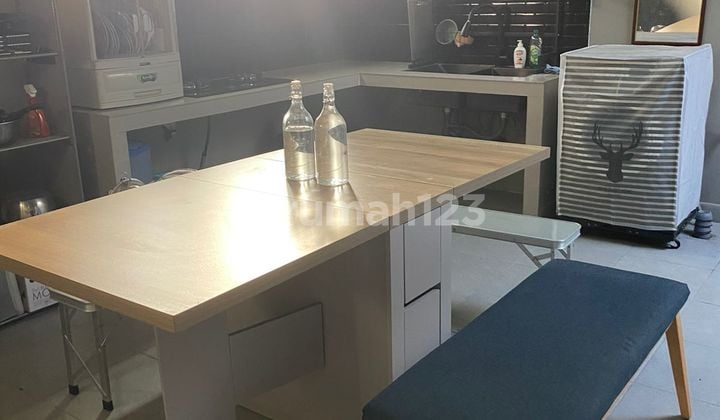 Dijual Murah Rumah Hook 2 Lantai, Strategis di Cluster Vida Bekasi