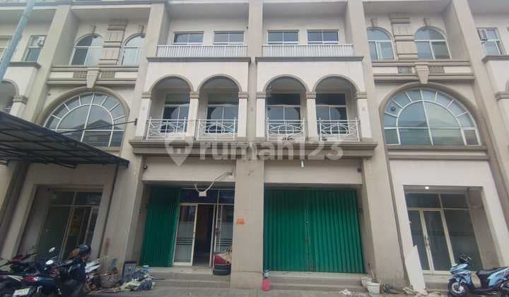 For Rent Connected Shophouse in Grand Galaxy, Bekasi