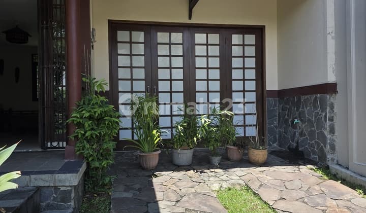 Rumah Depan Area Hijau View Gunung Dekat Taman Budaya Taman Sakura Sentul City Bogor