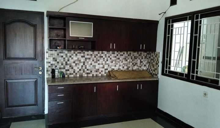 Rumah 5 Kamar Tidur Yang Nyaman Buat Tempet Tinggal Di Tukad Yeh Sungi Renon