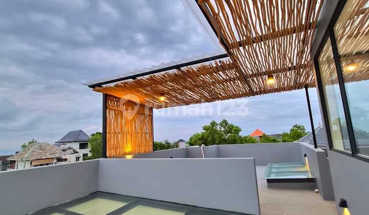 Villa Dharmawangsa Modern Tropical 3 Bedroom Dekat Pantai Nusa Dua