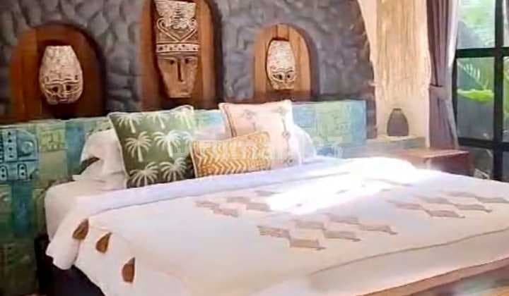 Villa Full Furnished di Kawasan Premium dan Lokasi Strategis - Seminyak, Badung