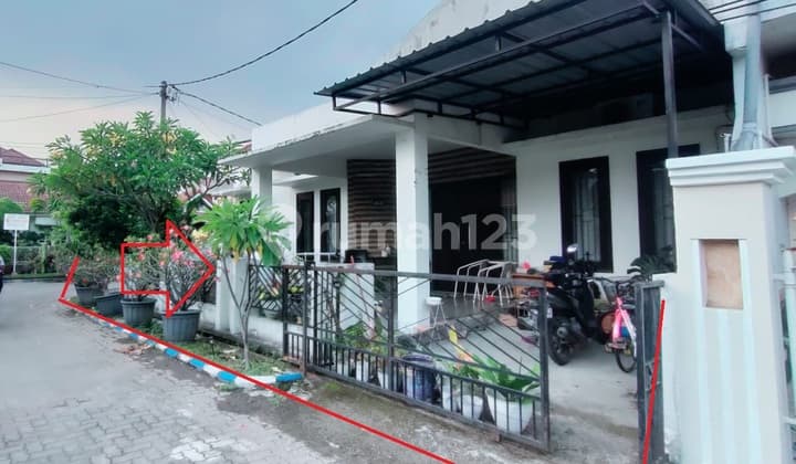 Rumah 2 Lantai Hook Deltasari Sidoarjo Murah