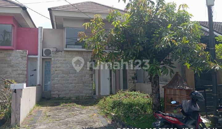 Rumah Di Bawah Pasar 8(26) Puri Safira Menganti Gresik Murah