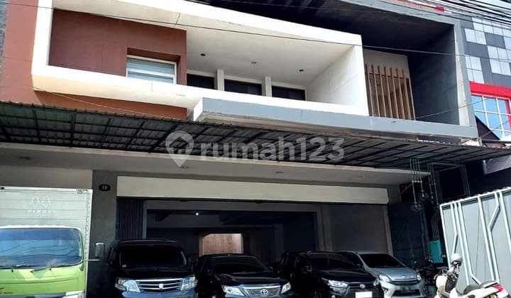 Super Premium Commercial Asset, 3-Story Shophouse on Northern Ring Road, Condongcatur, Depok, Sleman.