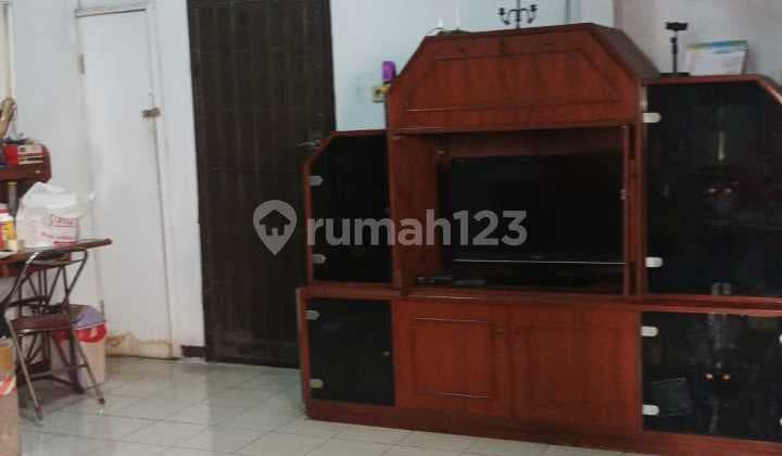 Quick Sale Cheap House on Jl Flamboyan Raya