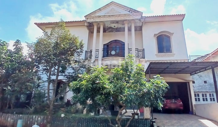 Rumah Siap Pakai di Kawasan yang Sedang Berkembang di Graha Taman Bunga, Bsb, Mijen