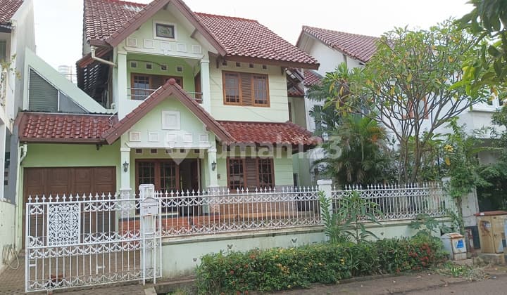 Rumah Tumbuh (Siap +Ruangan), Konsep Hijau, Sejuk, Terang Benderang-Banyak Jendela