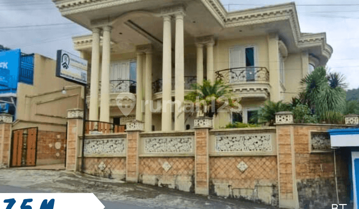 Di Jual Vila Include Perabot, Lokasi Tawangmangu Karanganyar