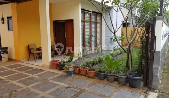 Rumah Downslope Semi Furnished di Cipaku Indah