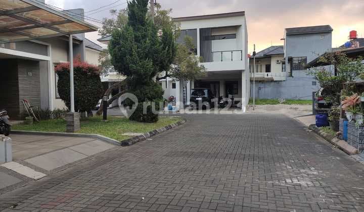 Ready-to-Live House in Grand Sharon Complex, Soekarno Hatta