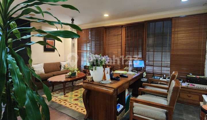 For Sale Gedung Kantor Strategis Siap Pakai Best Prime Area di Menteng, Jakarta Pusat