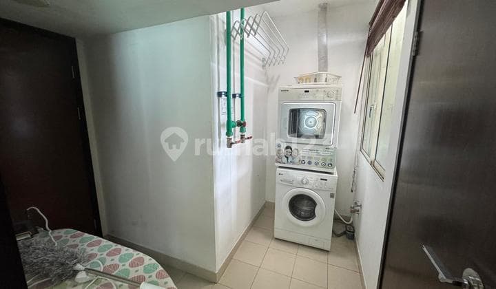 Disewakan Apartment The Peak Residance 3 BR Bagus Furnished