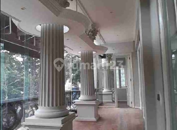 Disewakan Tempat Usaha 2 Lantai Ahmad Dahlan - Kebayoran Baru Strategis