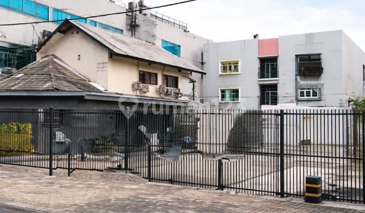 For Rent Ex Luxury School Building Raya Margonda Depok - Spacious & Ready to Use