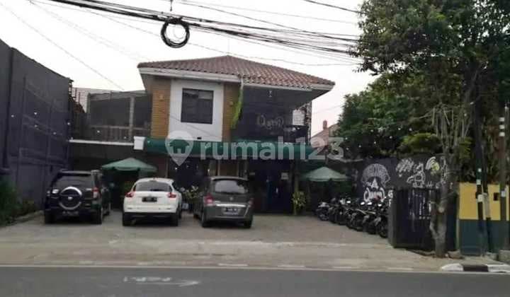 Dijual Cafe 2 LT Pinggir Jalan Raya Petukangan Jaksel