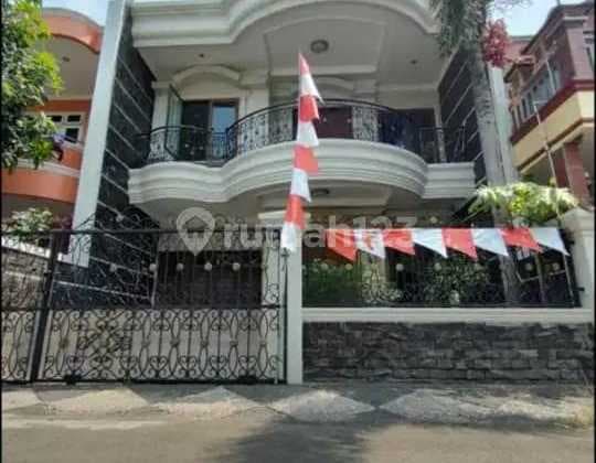 Dijual Rumah Murah 2lt Komplek Petukangan Jakarta Selatan