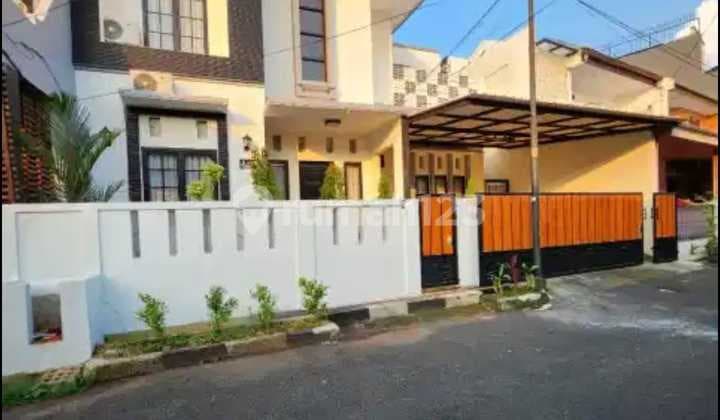 Dijual Rumah Mewah 2 Lt Full Furnised Komplek Petukangan Jaksel