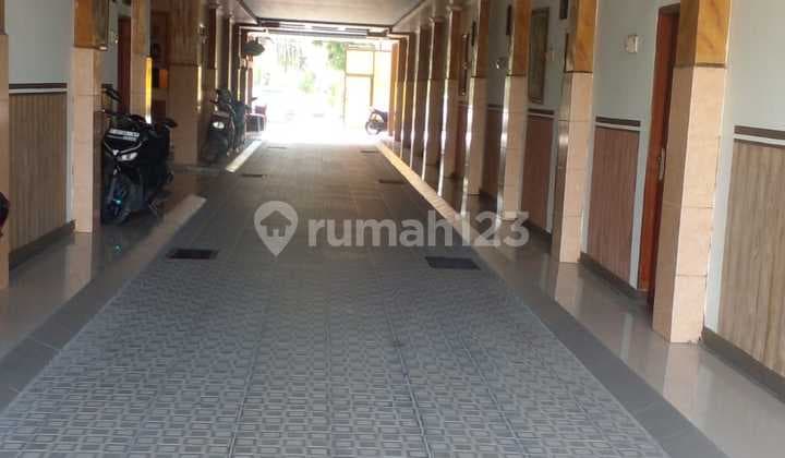 Jual Hotel 3 Lantai 457.0 M² SHM 48 Kamar