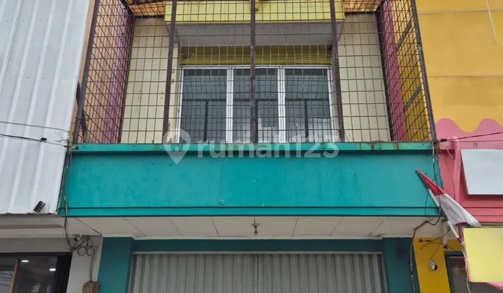 Disewa: Ruko Strategis Di Utama Boulevard Hijau, Harapan Indah - Siap Pakai