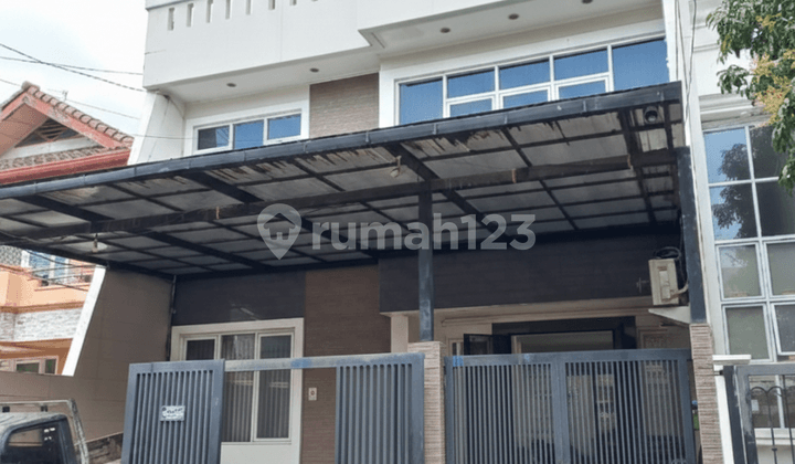 Rumah Siap Huni Dijual Lokasi Cantik di Gading Kirana, Kelapa Gading