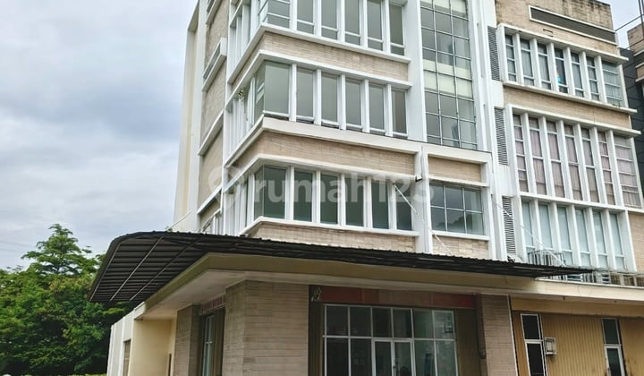 Affordable for Sale: Rukan Mega Boulevard, Strategic Location in Harapan Indah Bekasi