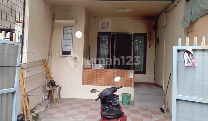 Dijual Rumah Kelapa Gading !! Murah Siap Huni Kosongan 2 Lantai