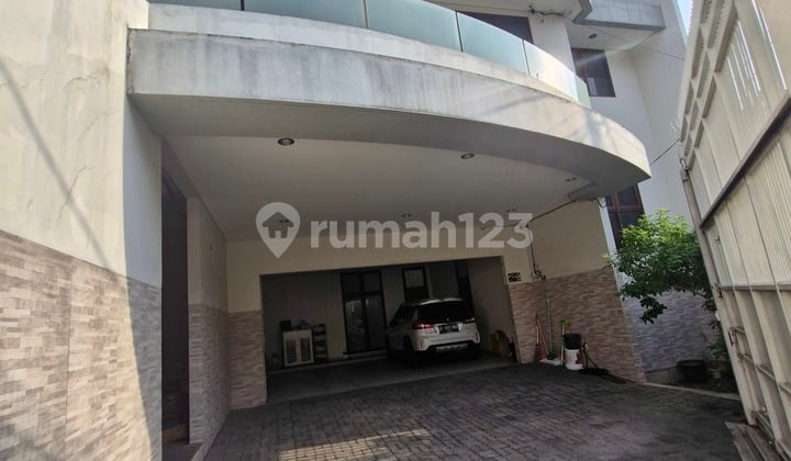 Rumah Dijual di Jatinegara bisa Nego