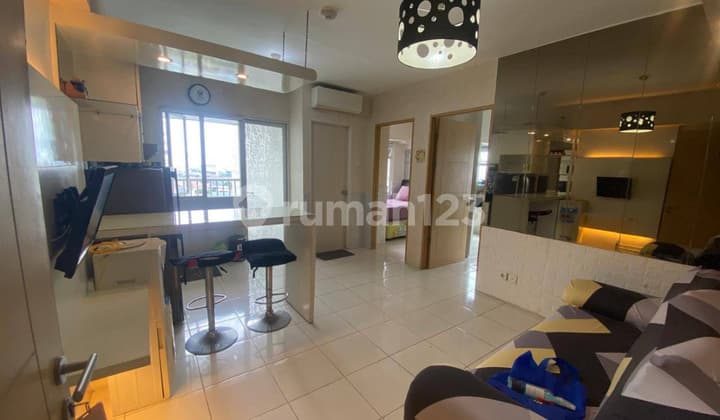 Large Apartment 3BR Semi Furnished in Pakuwon City Area for Rent Cheap