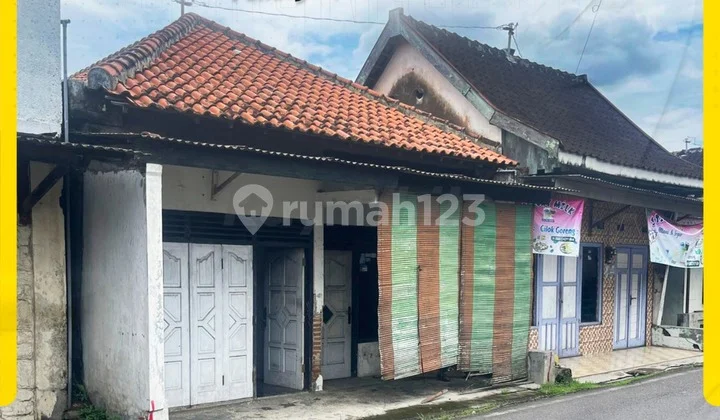 Dijual Rumah Sederhana Murah Full Bangunan di Pandeyan Tasikmadu