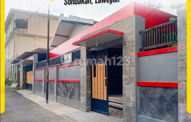 Dijual/Disewakan Rumah Spacious Lebar Depan 17 Meter di Sondakan Laweyan