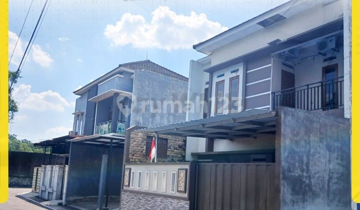 Rumah Modern 2 Lantai Siap Huni di Perum Griyan Baru Baturan
