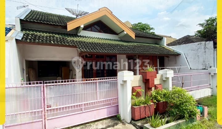 Rumah Siap Huni di Lingkungan Elit Solo Baru, Jl. Pinus, Grogol Sukoharjo