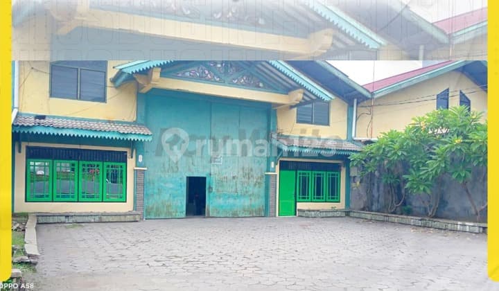 Sewa Gudang Strategis Akses Kontainer Listrik Besar di Manang Grogol