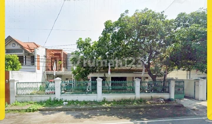 Rumah Luas (242M²) Siap Huni di Lokasi Strategis Jl. Setia Budi, Gilingan, Banjarsari (Dijual Per Meter)Juga Disewakan Rp.100,000,000 /Tahun