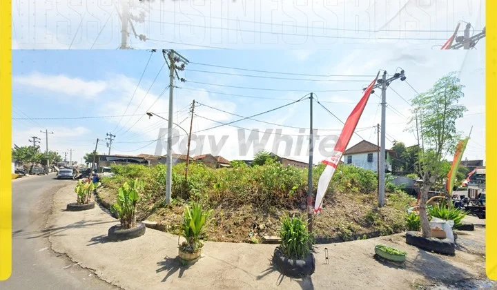 Hook Land for Sale on Jl. Putri Cempo Mojosongo Surakarta