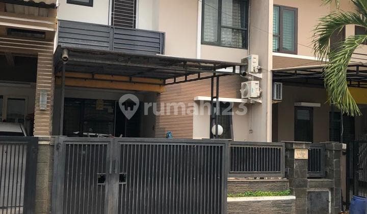 Rumah Semi Furnished SHM Gading Arcadia Kelapa Gading, Jakarta Utara