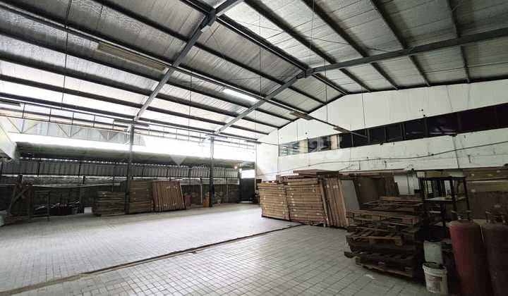 Warehouse in Sunter 1416.0 m² Unfurnished HGB