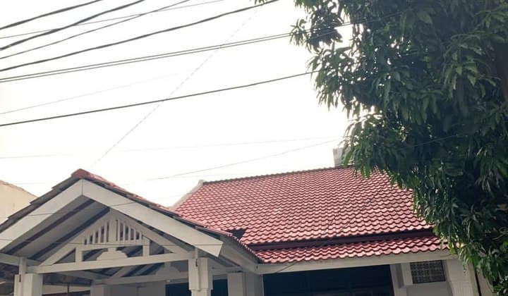 Rumah 1 ½ Lantai di Taman Buaran Indah Cakung Jakarta Timur